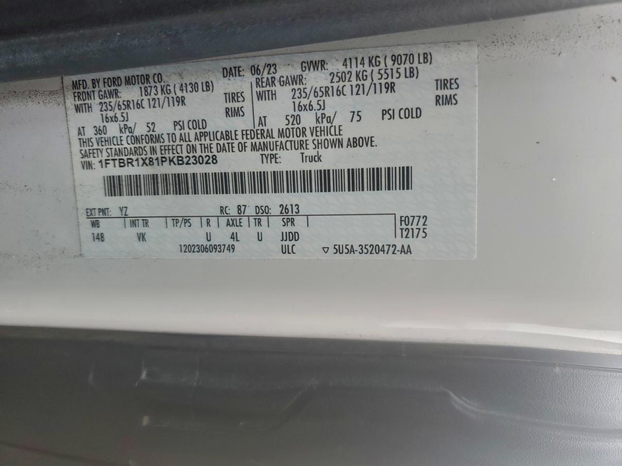 Ford Transit T-250 Image 6