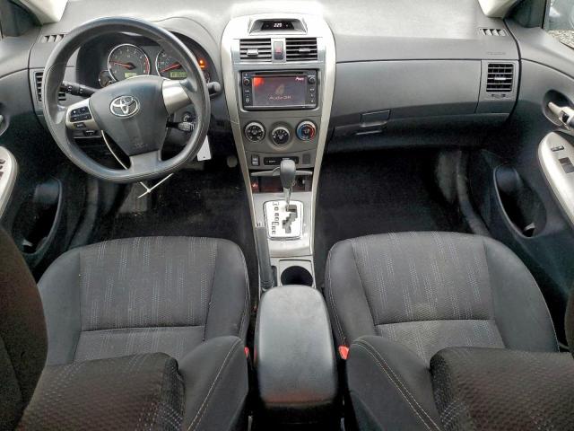 Toyota Corolla Base Image 12