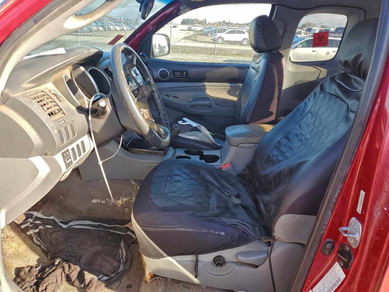 Toyota Tacoma Access Cab Image 8