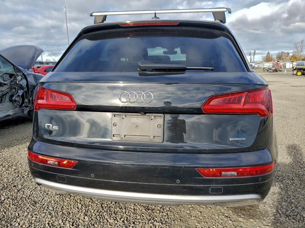 Audi Q5 Premium Image 2