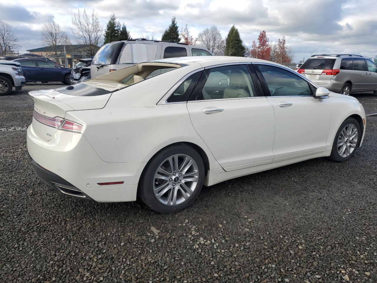 Lincoln MKZ Hybrid Image 12