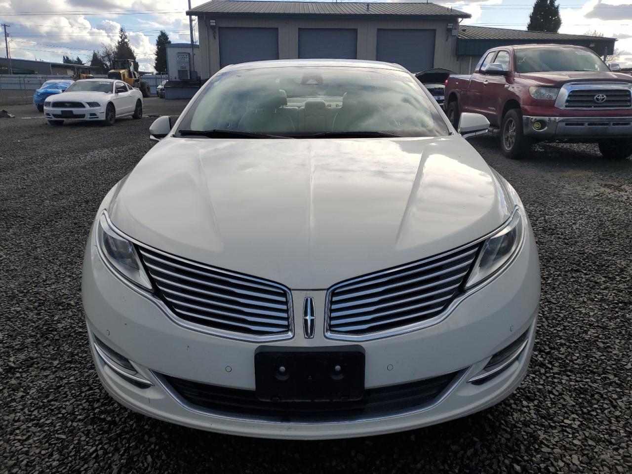 Lincoln MKZ Hybrid Image 5
