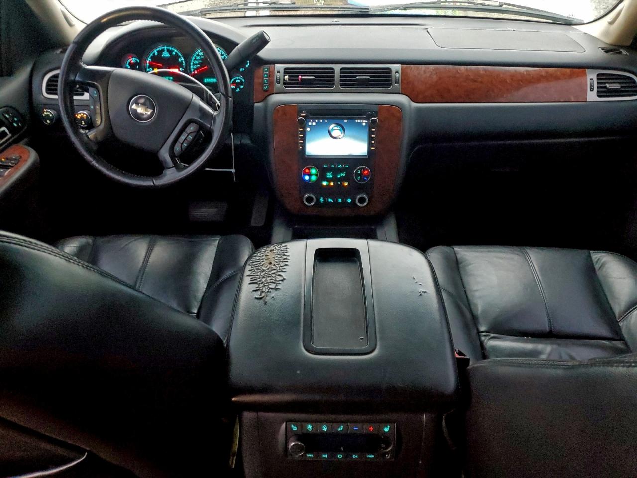 Chevrolet Tahoe K1500 Image 10