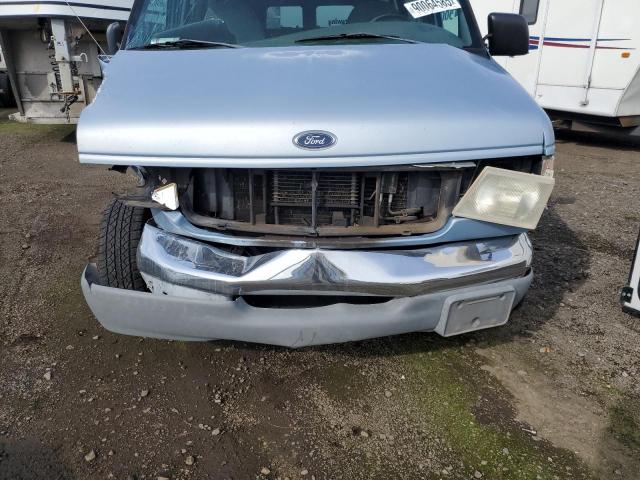 Ford Econoline E350 Super Duty Wagon Image 5