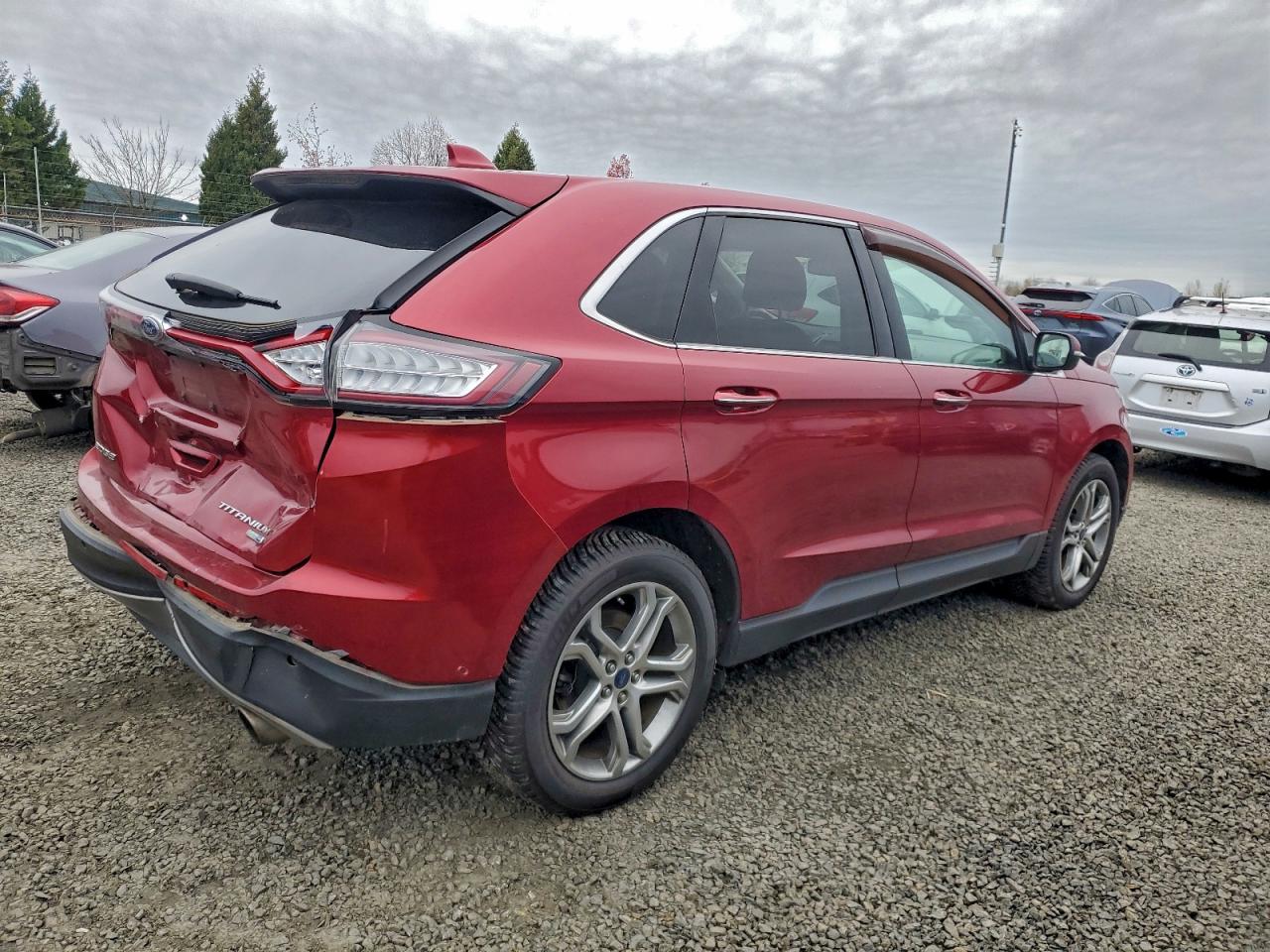 Ford Edge Titanium Image 7