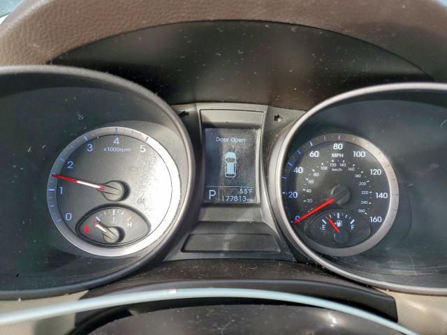 Hyundai SANTA FE Image 11