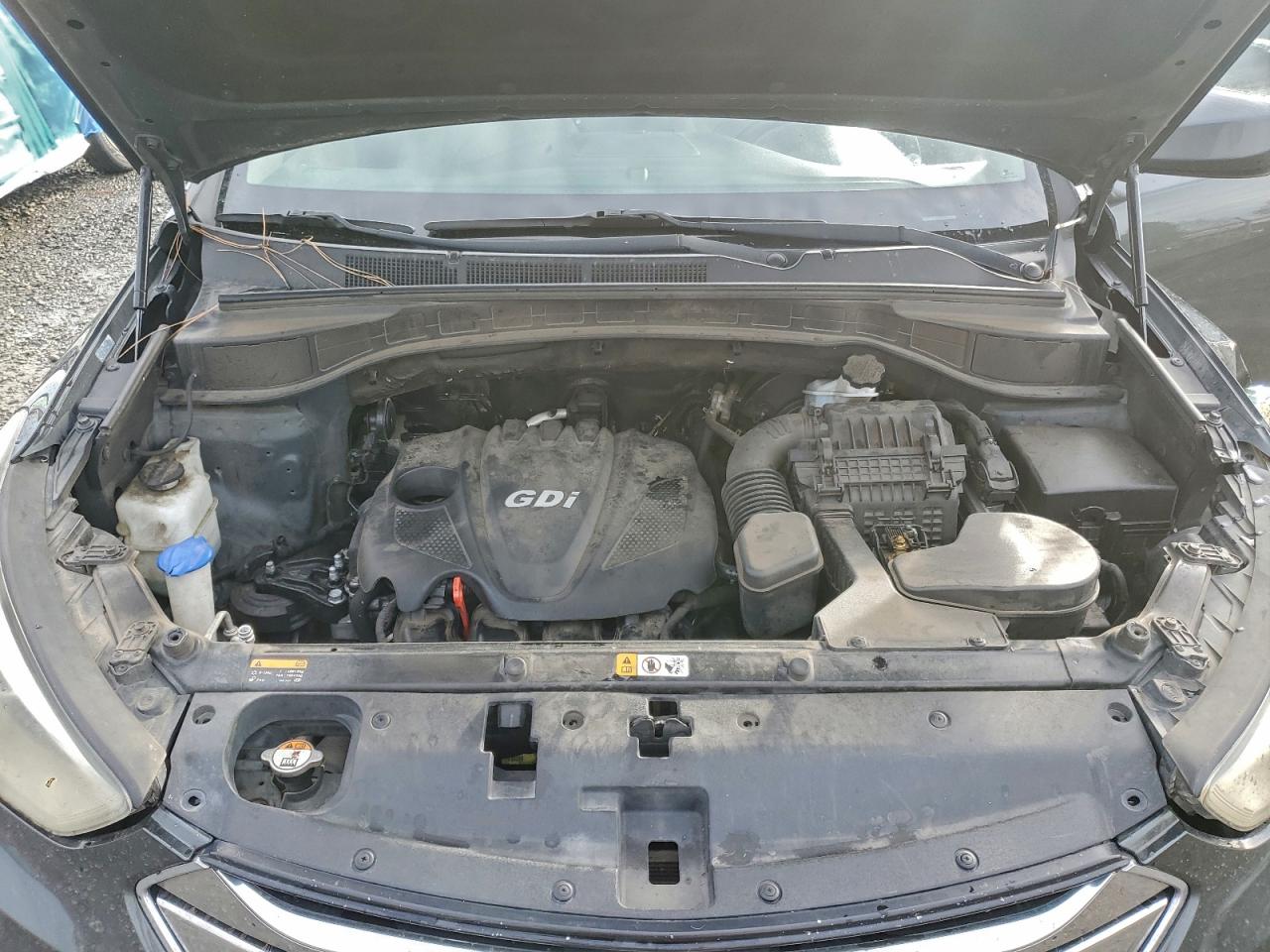 Hyundai SANTA FE Image 8