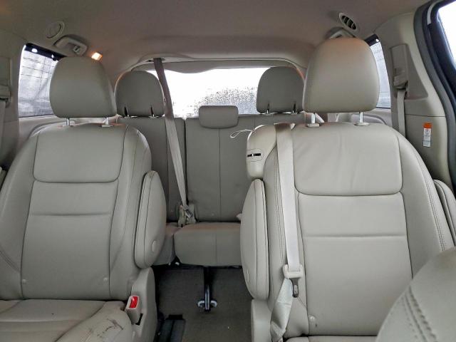 Toyota Sienna Xle Image 12