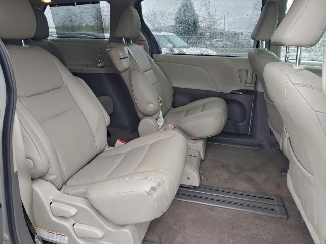 Toyota Sienna Xle Image 13