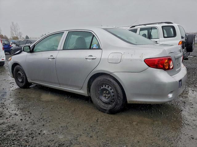 Toyota Corolla Base Image 2