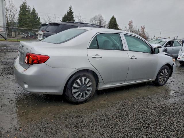 Toyota Corolla Base Image 3