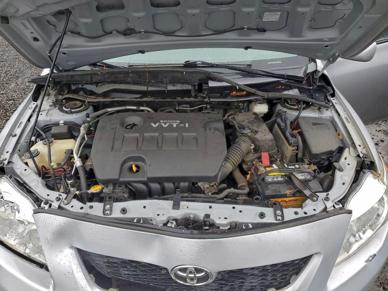 Toyota Corolla Base Image 10
