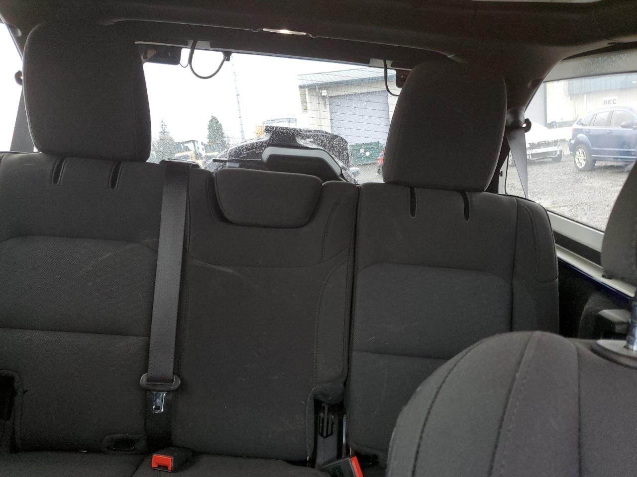 Jeep Wrangler Sport Image 12