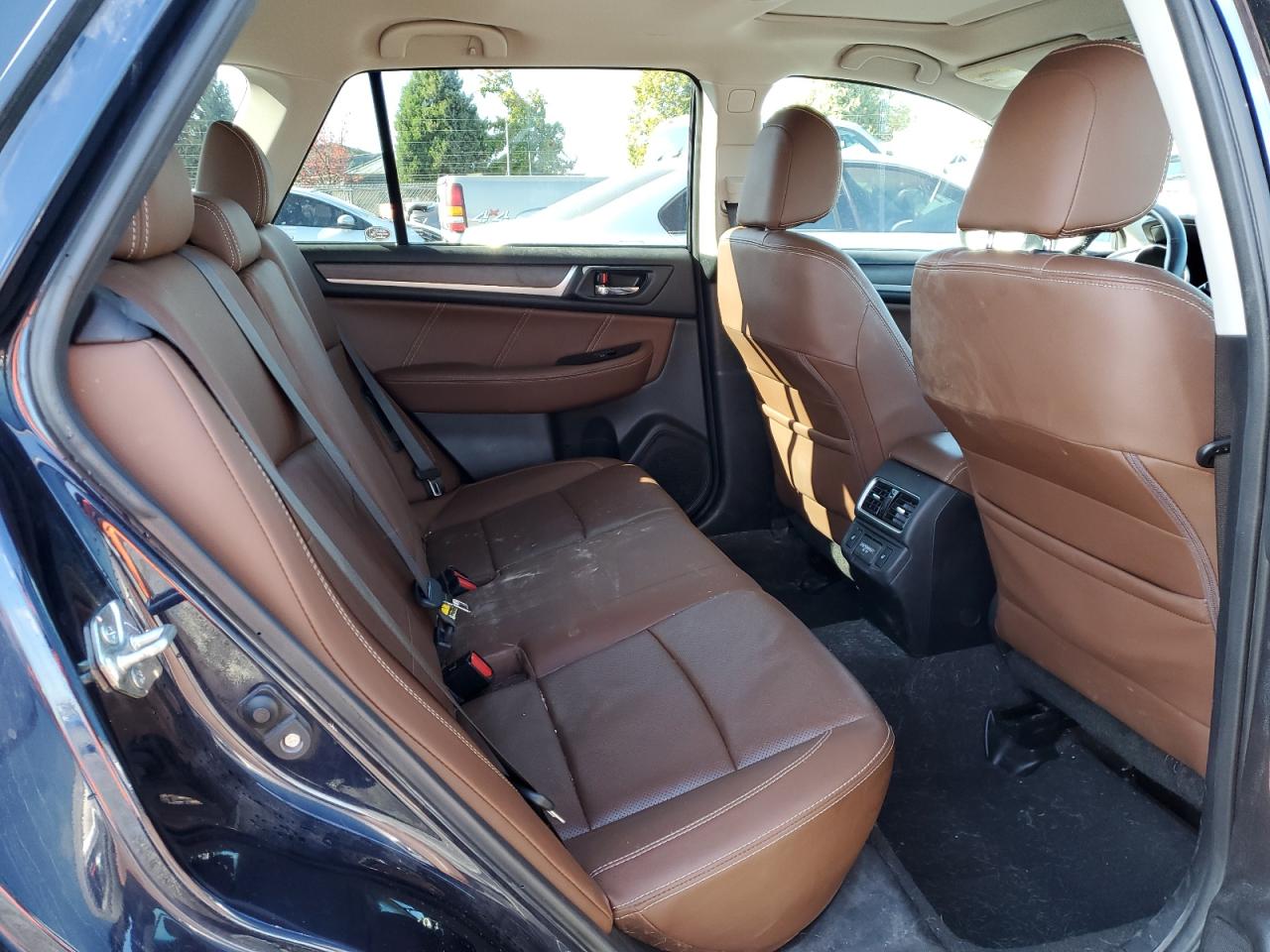 Subaru Outback Touring Image 8