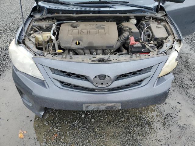 Toyota Corolla Base Image 11