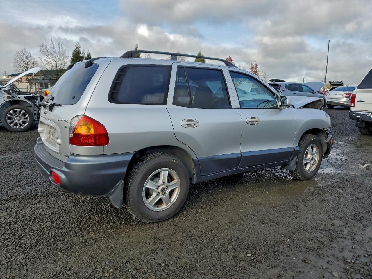 Hyundai SANTA FE Gls Image 12