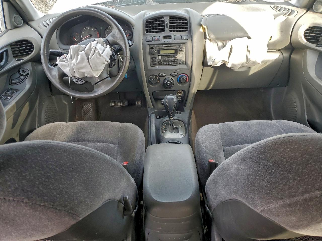 Hyundai SANTA FE Gls Image 10