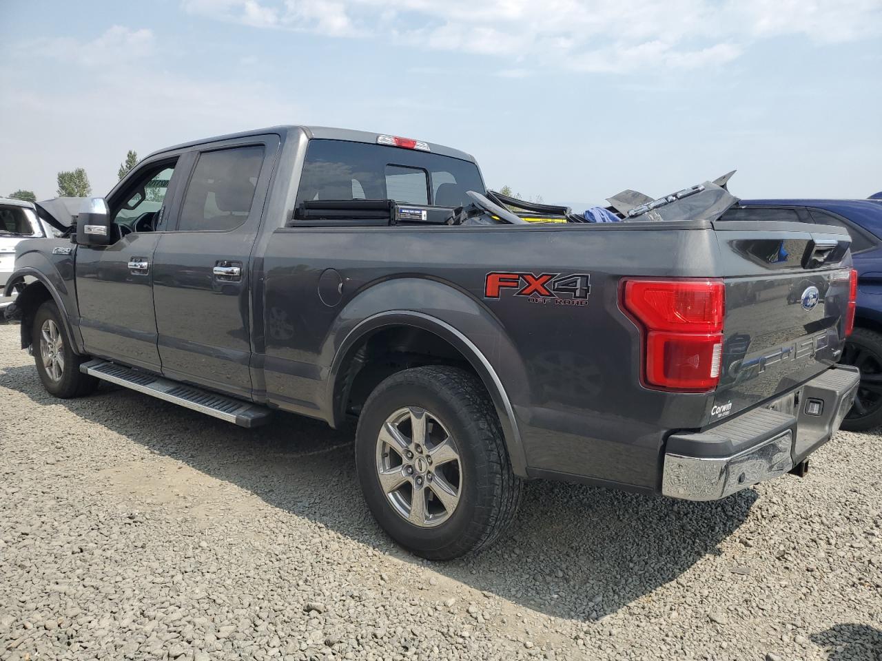 Ford F-150 Supercrew Image 12