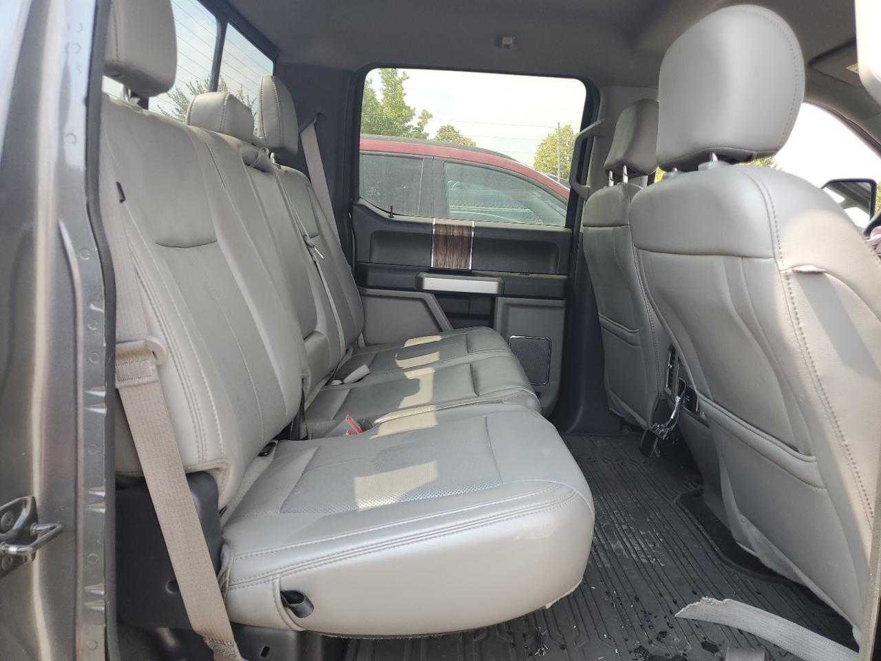 Ford F-150 Supercrew Image 5