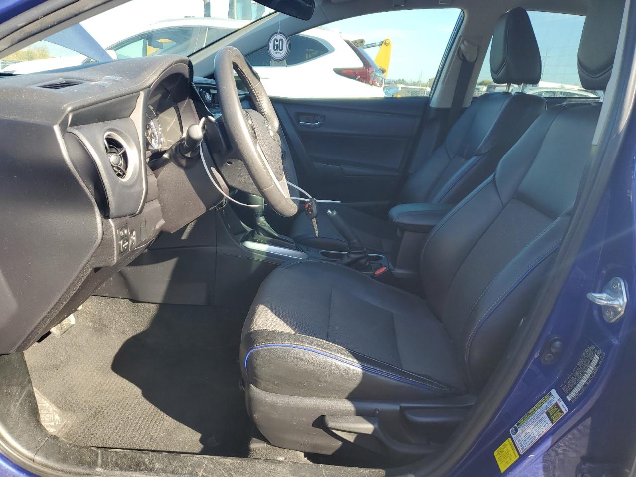 Toyota Corolla L Image 11