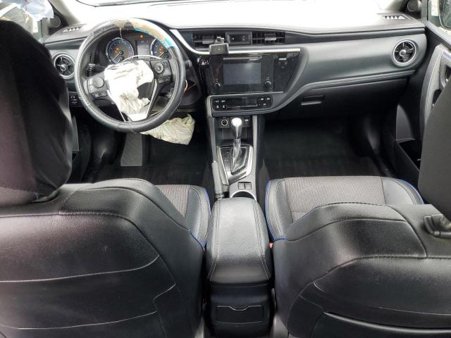 Toyota Corolla L Image 10