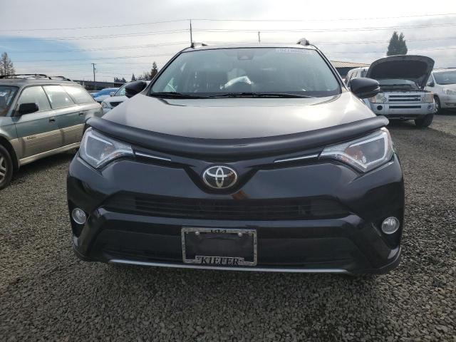 Toyota RAV4 Adventure Image 2