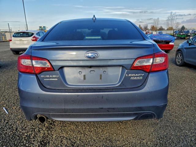 Subaru Legacy 2.5i Limited Image 3