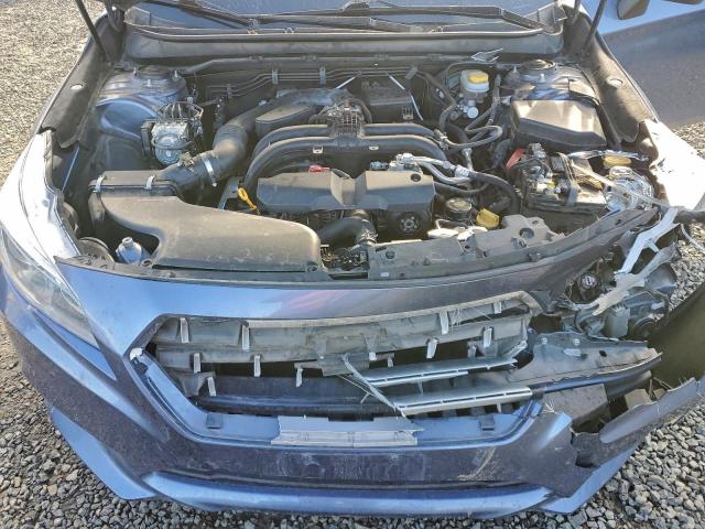 Subaru Legacy 2.5i Limited Image 2