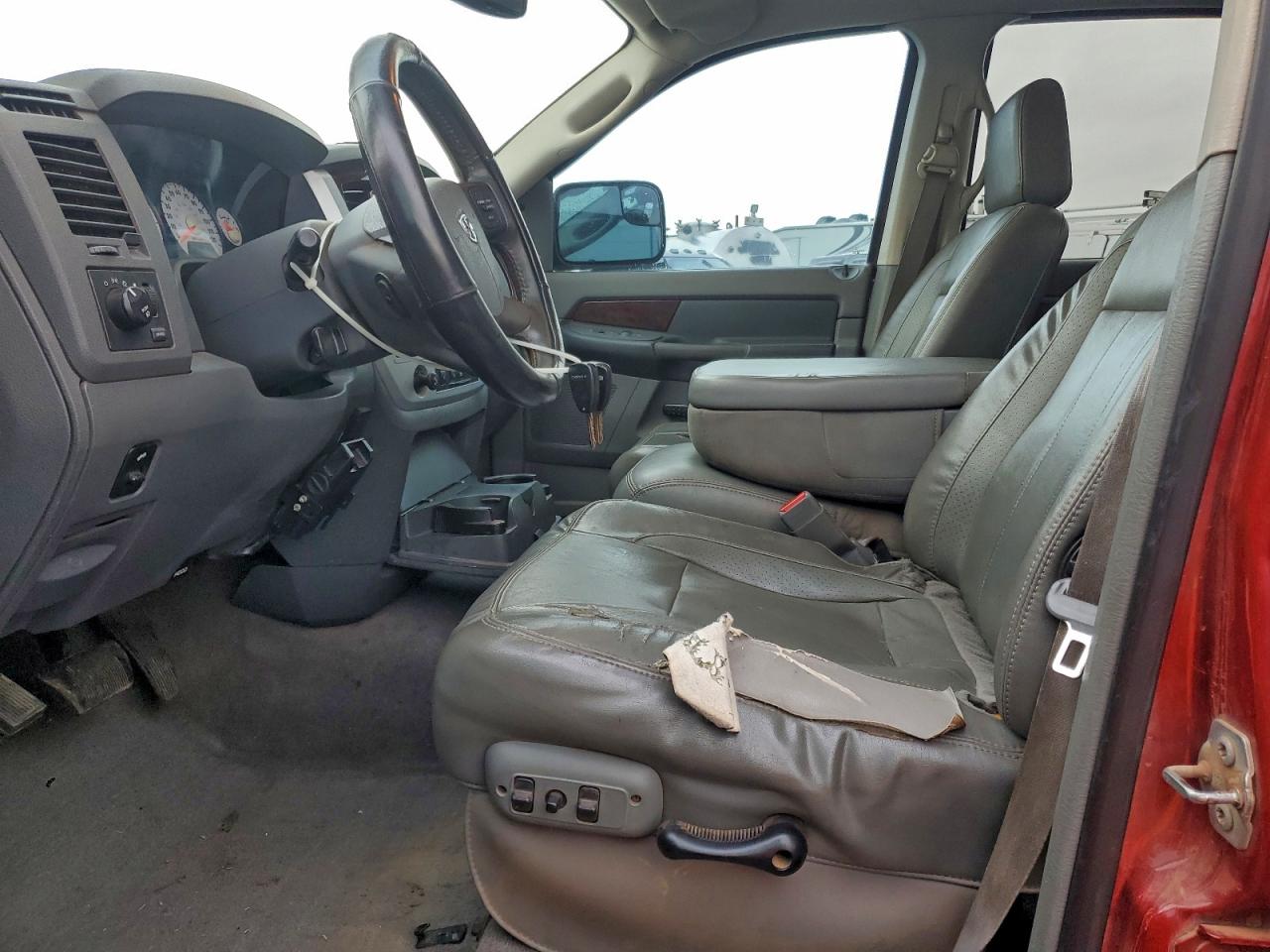 Dodge Ram 3500 Image 10