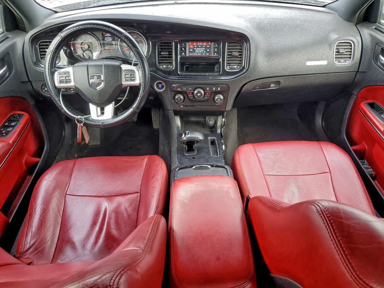 Dodge Charger Se Image 10