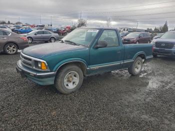  Salvage Chevrolet S-10