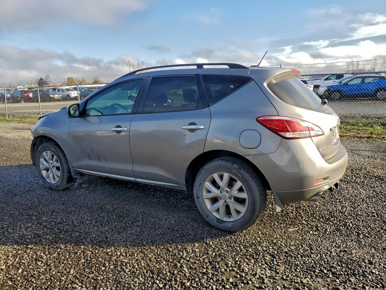 Nissan Murano S Image 4
