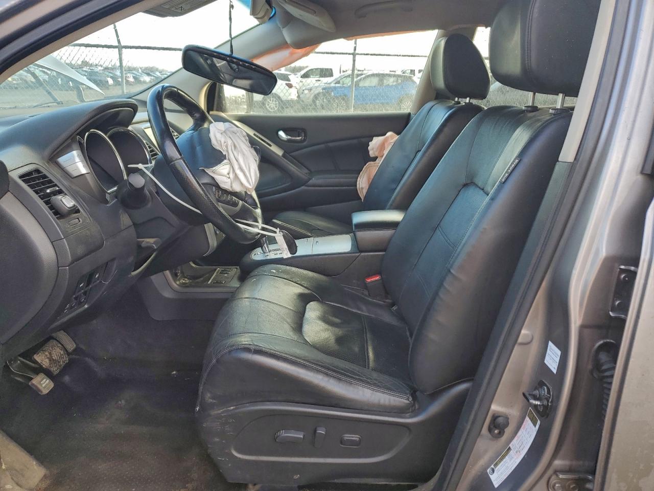 Nissan Murano S Image 8