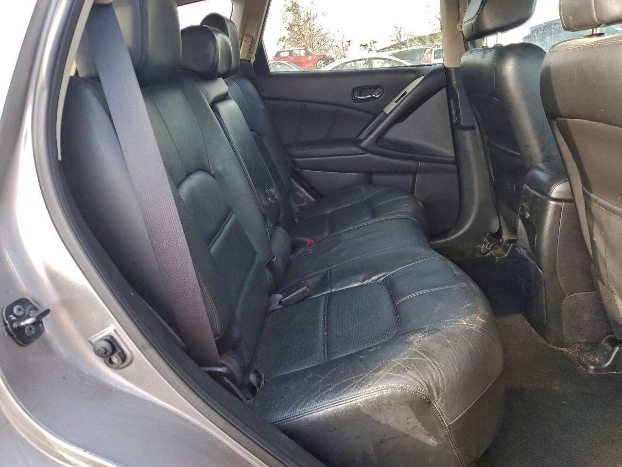 Nissan Murano S Image 9