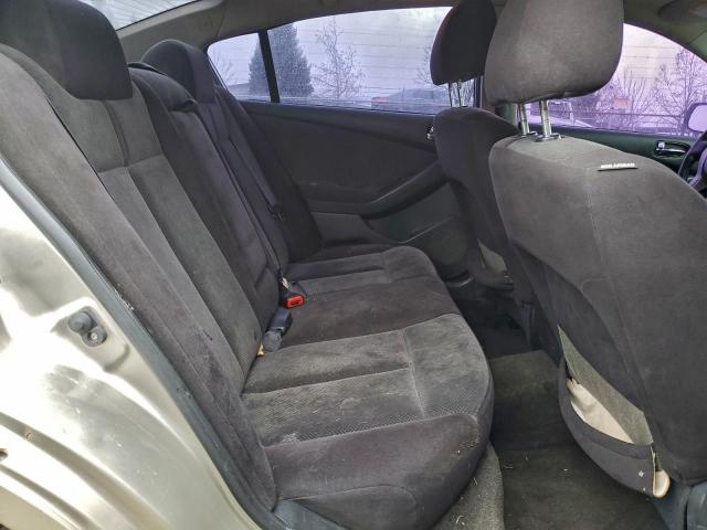 Nissan Altima 2.5 Image 12