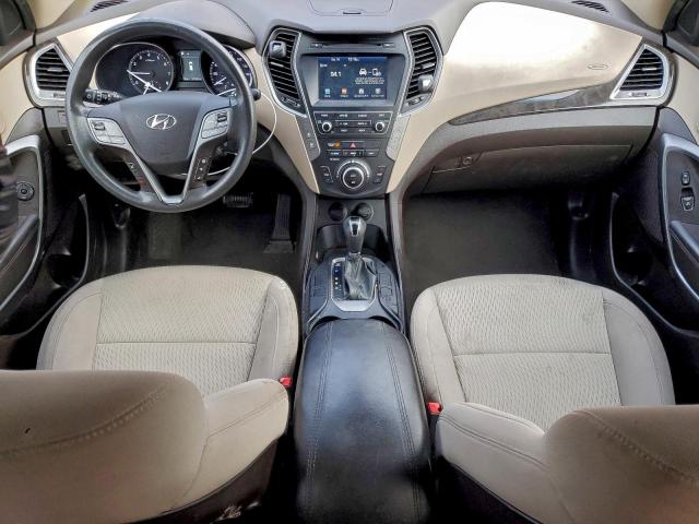 Hyundai SANTA FE Image 2