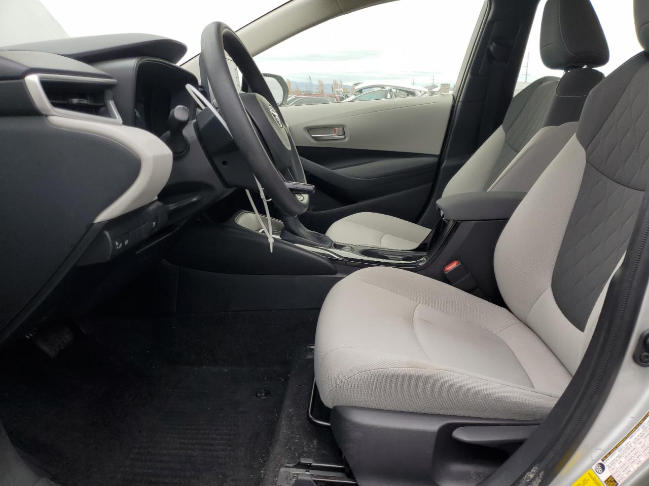 Toyota Corolla Le Image 7