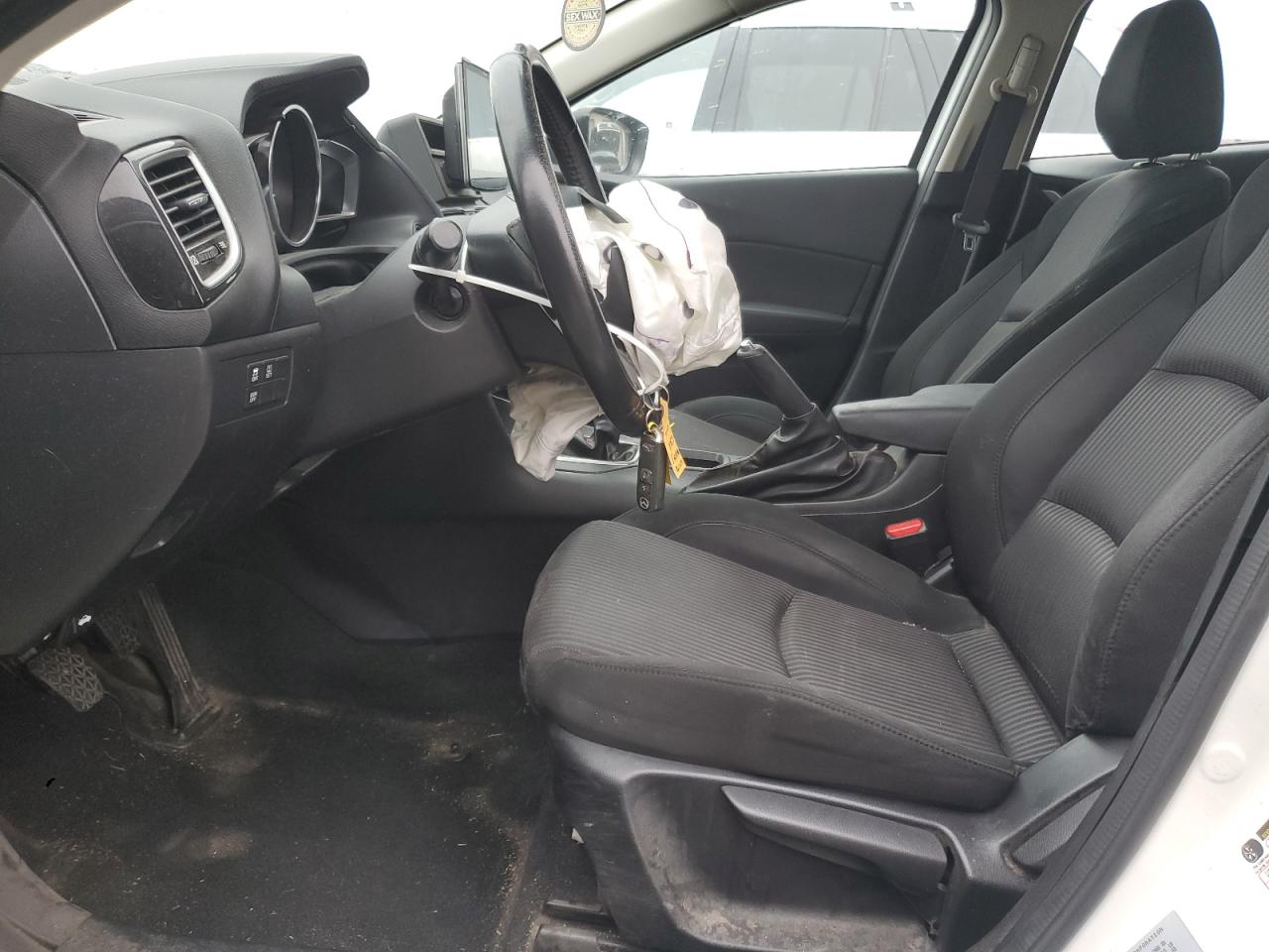 Mazda 3 Touring Image 6