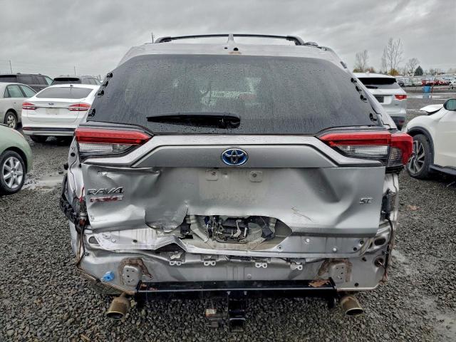 Toyota RAV4 Se Image 6