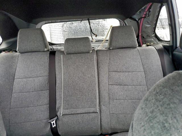 Toyota RAV4 Se Image 8