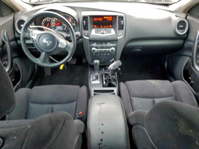 Nissan Maxima S Image 7