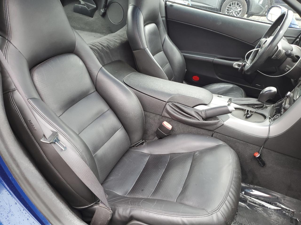 Chevrolet Corvette Image 10