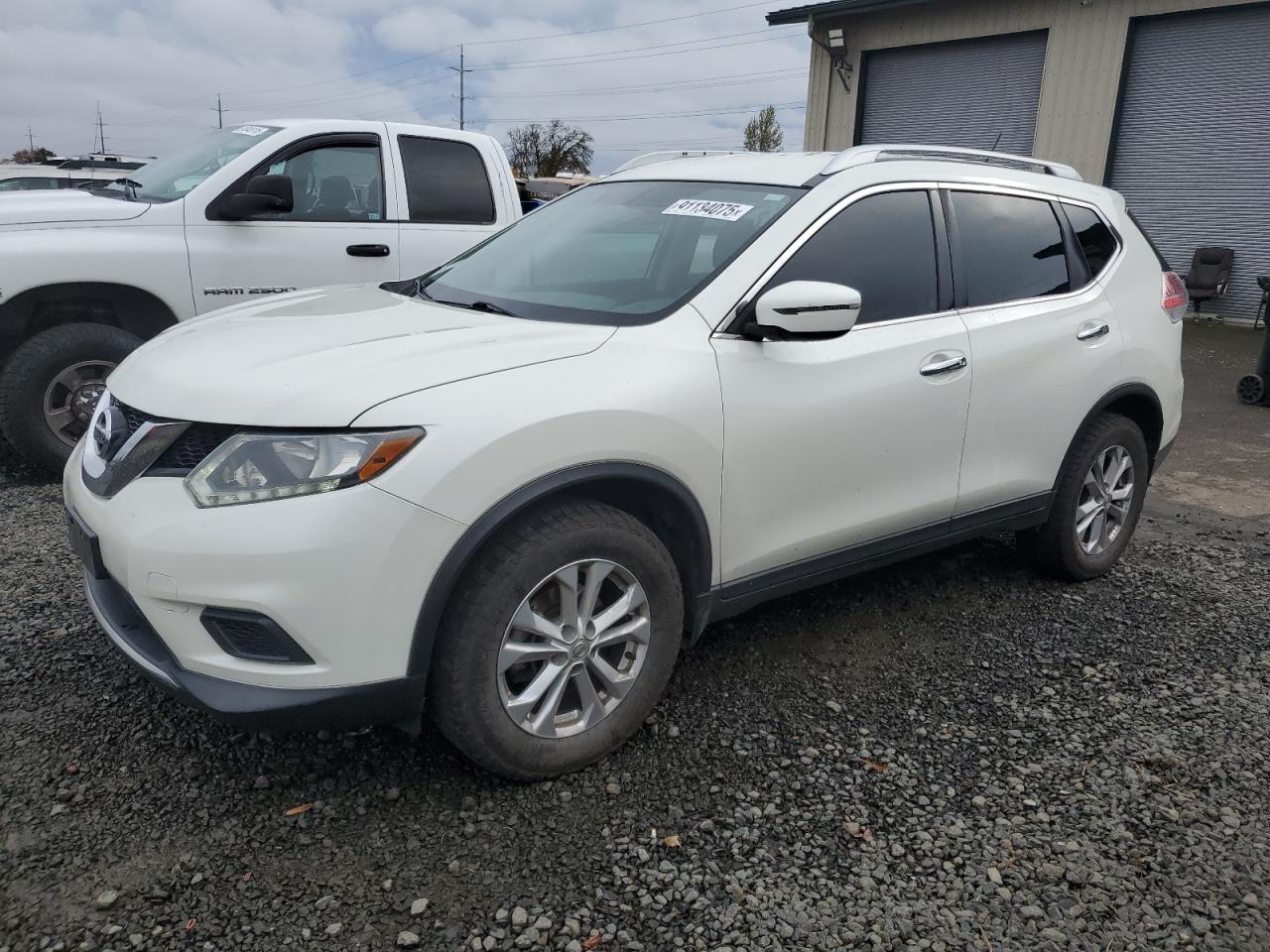 Nissan Rogue S Image 1
