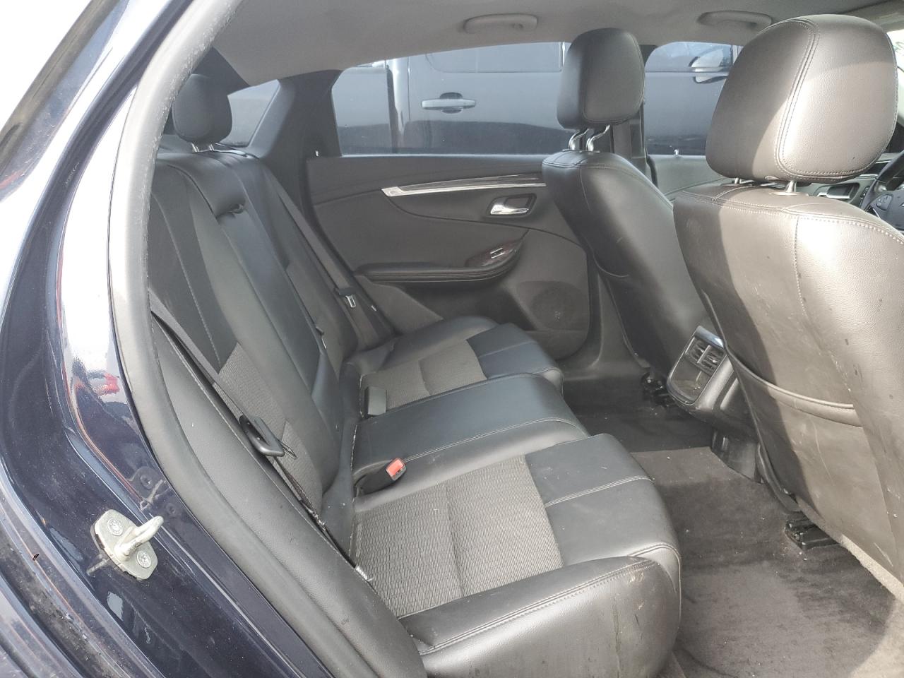 Chevrolet Impala Lt Image 11