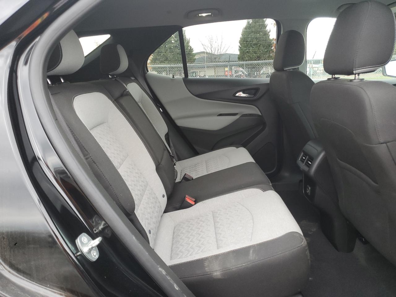 Chevrolet Equinox Ls Image 10