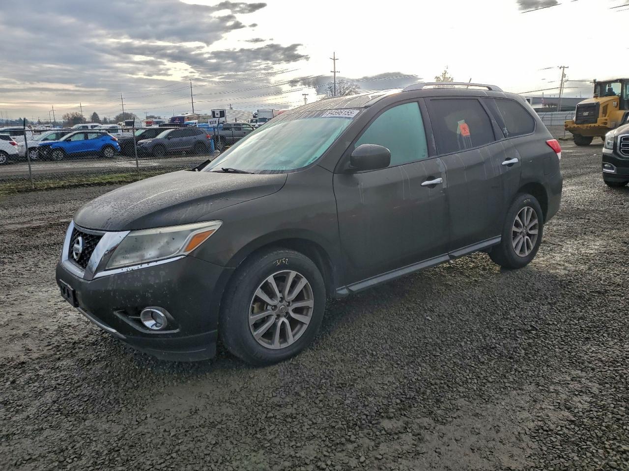 Nissan Pathfinder S Image 1