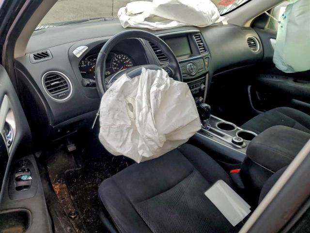 Nissan Pathfinder S Image 7