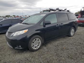 2015 Toyota Sienna 5TDYK3DC3FS******