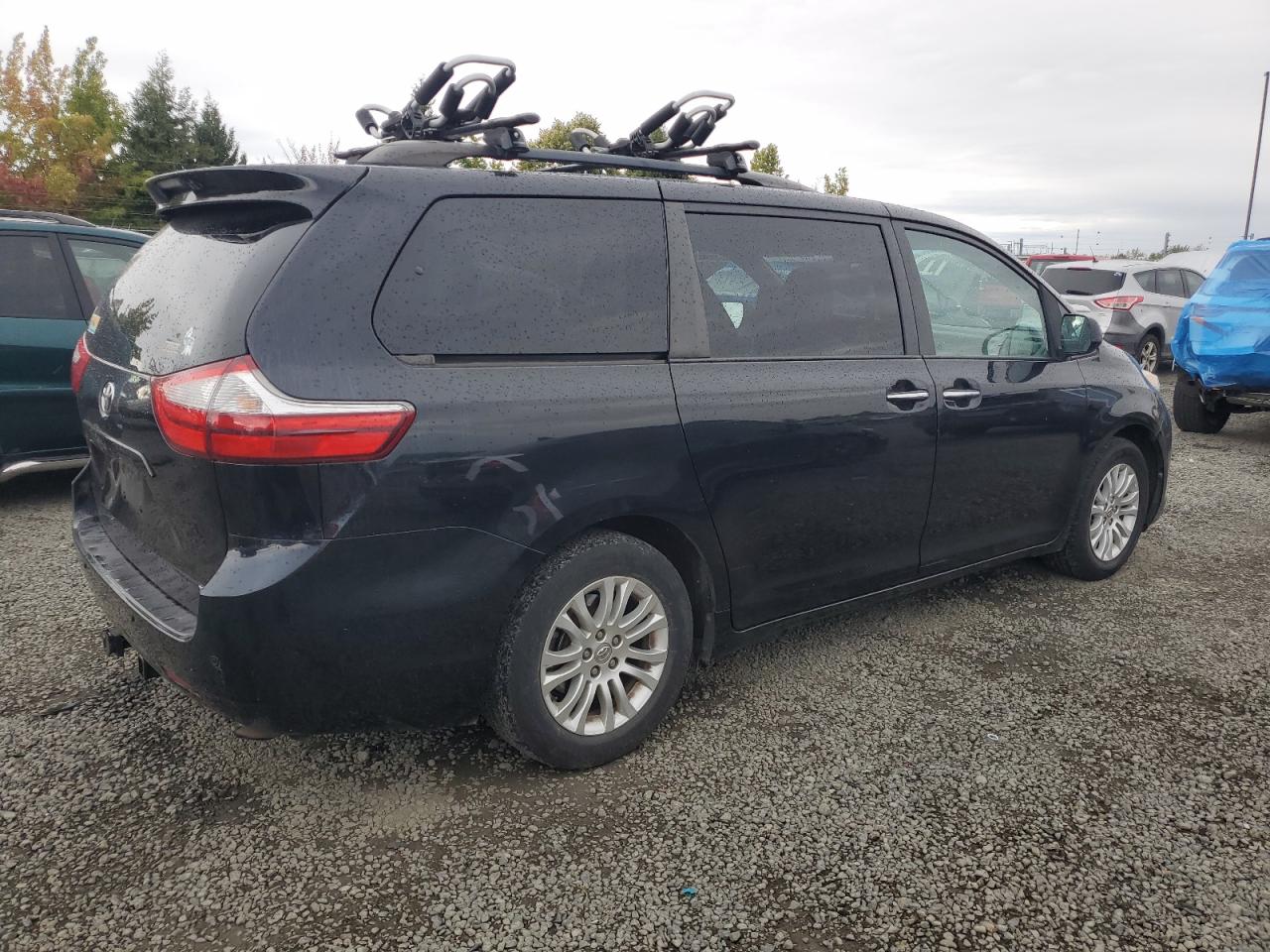 Toyota Sienna Xle Image 11