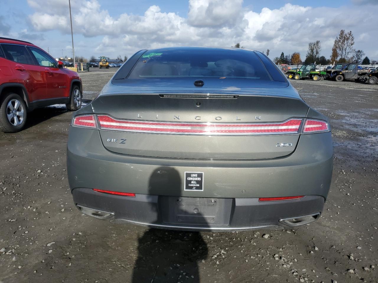Lincoln MKZ Hybrid Reserve Image 3